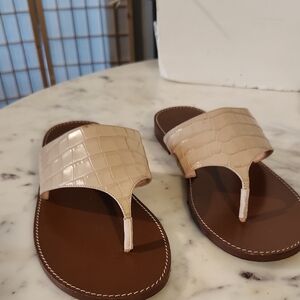 J. Crew Beige Croc-Embossed Thong Sandals Sz10